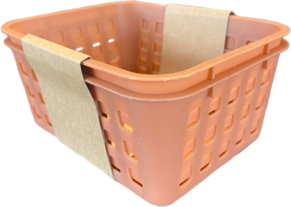 Tilbud på Plastik kurv - Terracotta - Ekstra Mini (2-pak) fra Basic & More til 9 kr.