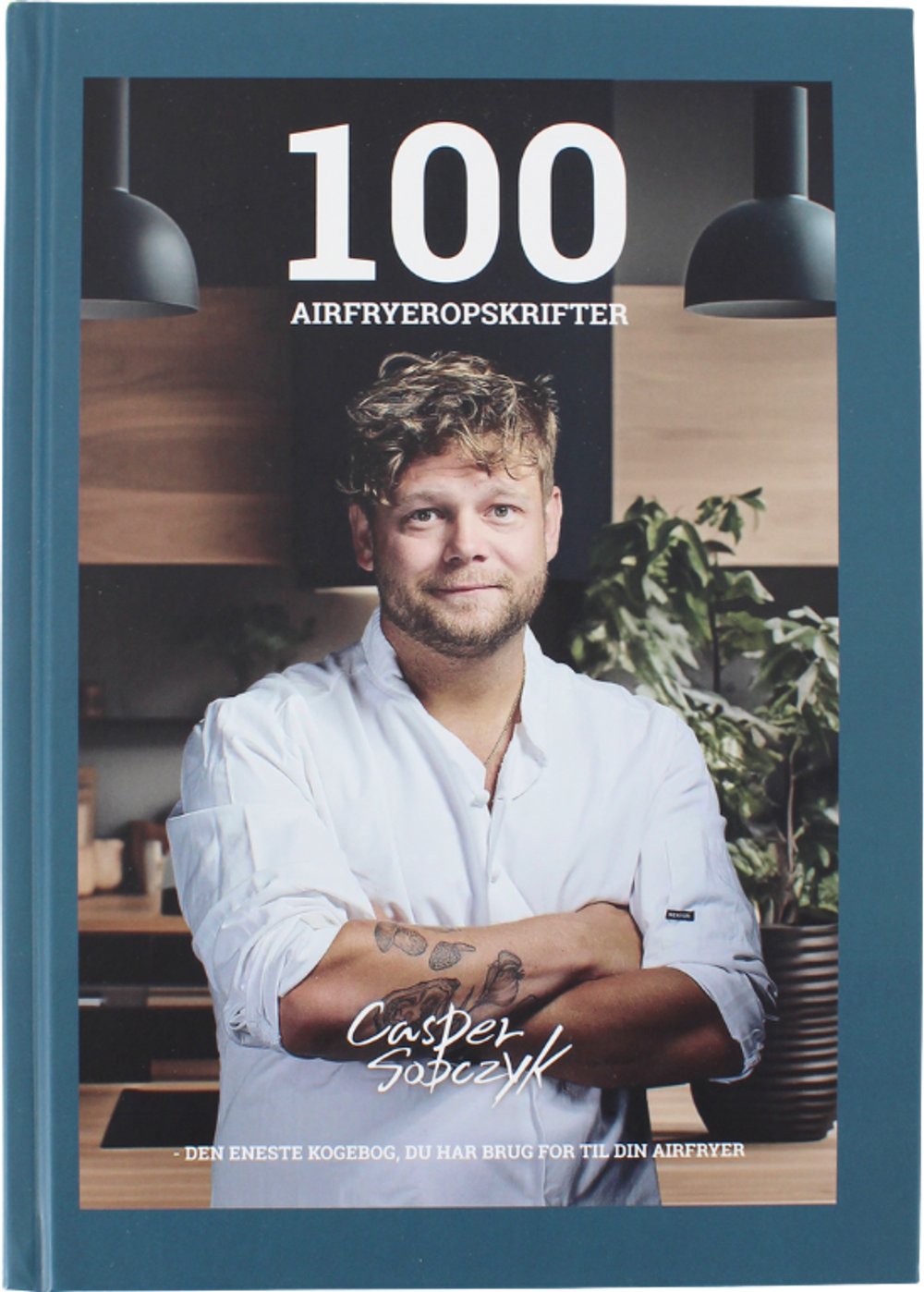 Tilbud på 100 Airfryeropskrifter af Casper Sobczyk (Hardback) fra Basic & More til 197 kr.