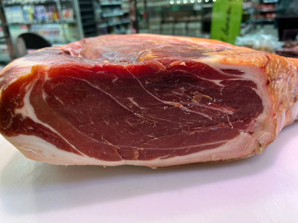 Erbjudanden på Prosciutto San Daniele från ICA Nära för 599 kr