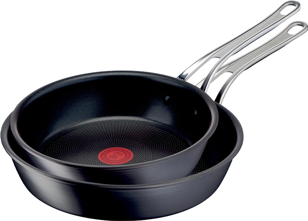 Tilbud på Jamie Oliver Cook's Classics Hard Anodised pandesæt med non-stick Ø24 og 28 cm (Tefal) fra Kop & Kande til 749,95 kr.