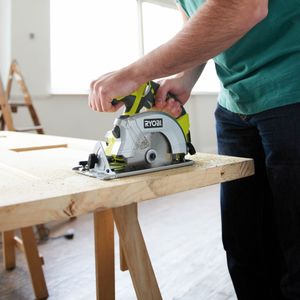 RYOBI RUNDSAV 18V (Ryobi)