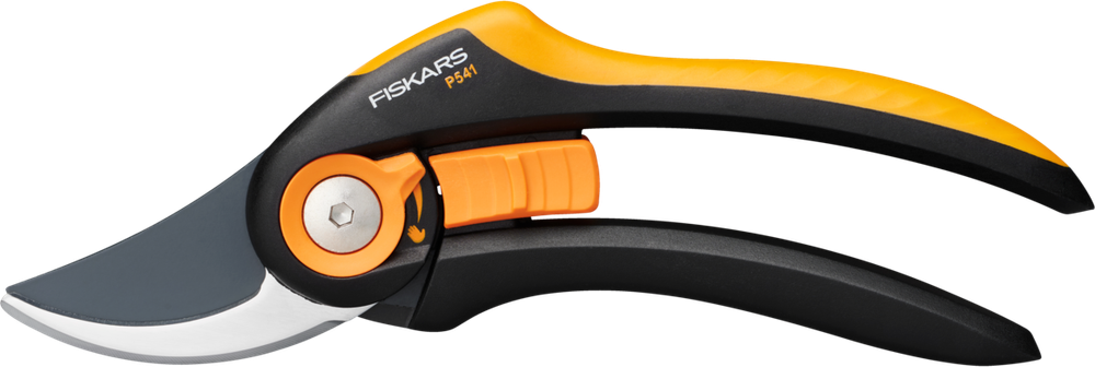 Tilbud på Beskæresaks - Plus Smartfit SS P541 (Fiskars) fra Bygma til 179,95 kr.