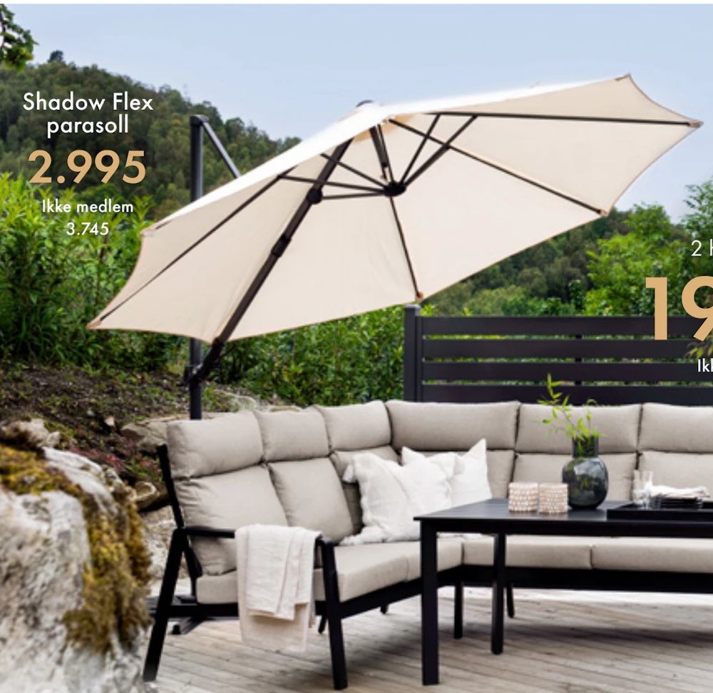 Tilbud på Shadow Flex parasoll fra Fagmøbler til 3 745 kr